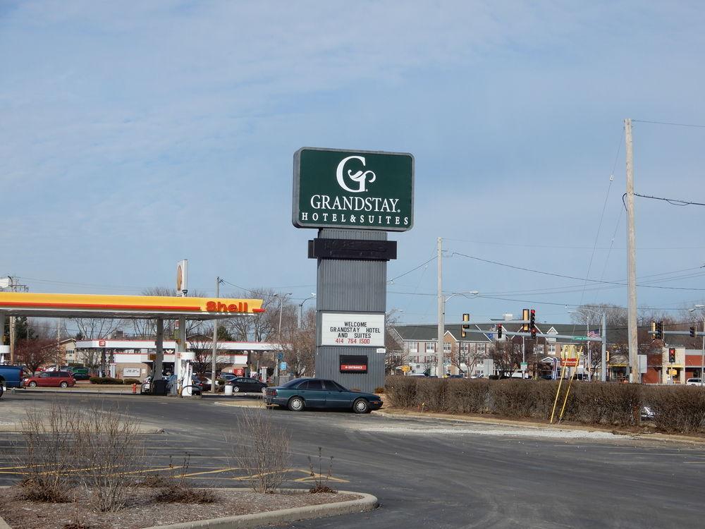 Clarion Hotel Milwaukee Airport Екстер'єр фото