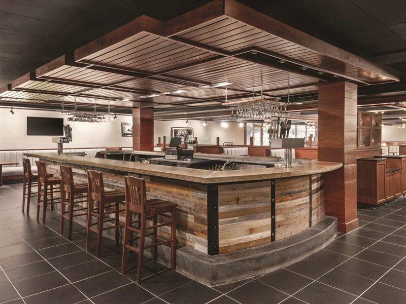 Clarion Hotel Milwaukee Airport Екстер'єр фото
