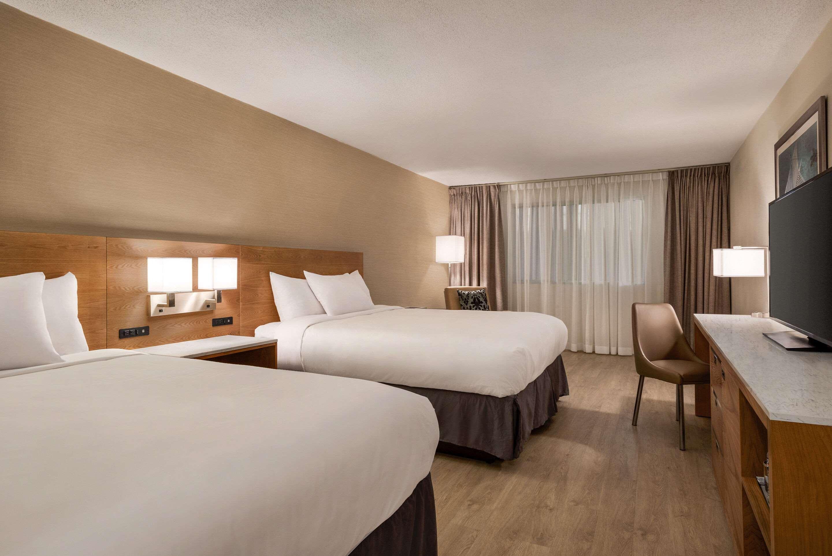 Clarion Hotel Milwaukee Airport Екстер'єр фото