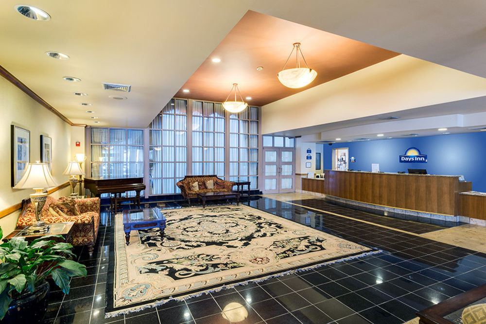 Clarion Hotel Milwaukee Airport Екстер'єр фото